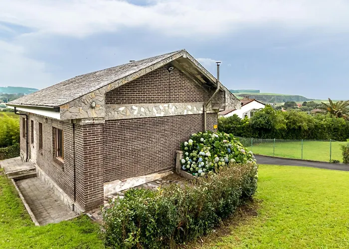 Casa de Férias Ajo Sea House *